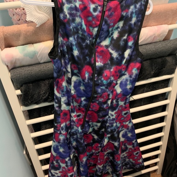 Chic by Jacob dress - Picture 2 of 3